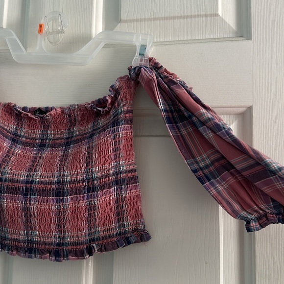 pink stretchy crop top - Picture 4 of 5